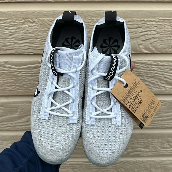 Nike Air Vapormax 2021 FK Flyknit White Black GS 6.5Y - Picture 3 of 8